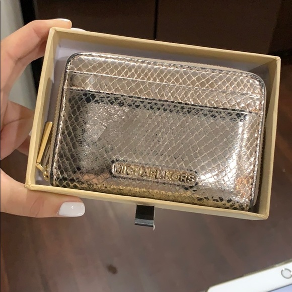 Michael Kors Handbags - Michael Kors Wallet